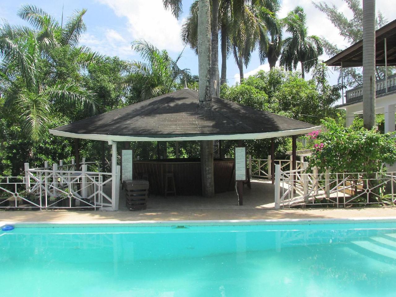 Paradise Brandon Hill Guest House Montego Bay Dış mekan fotoğraf
