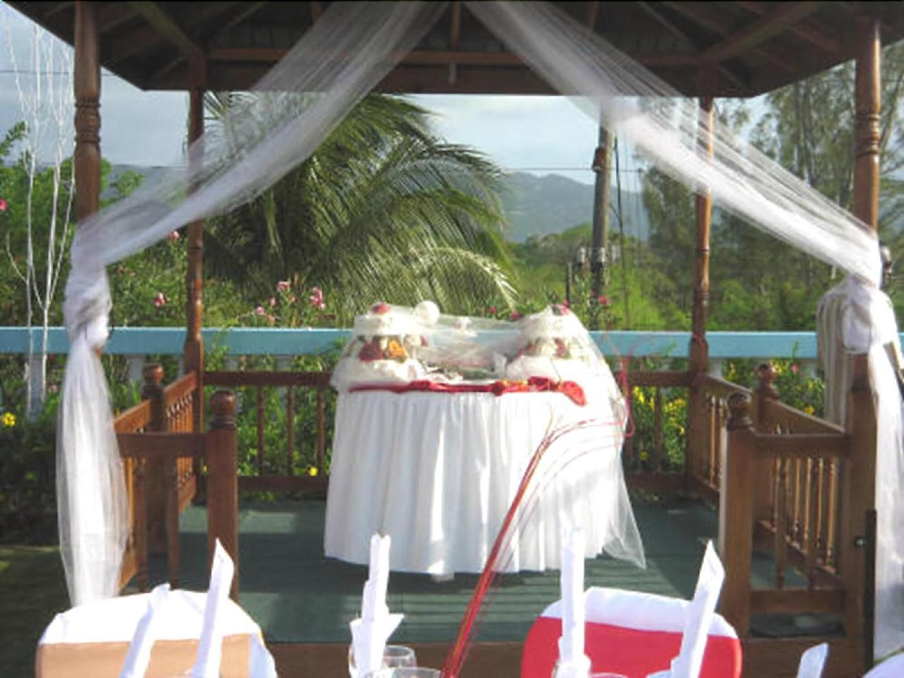 Paradise Brandon Hill Guest House Montego Bay Dış mekan fotoğraf